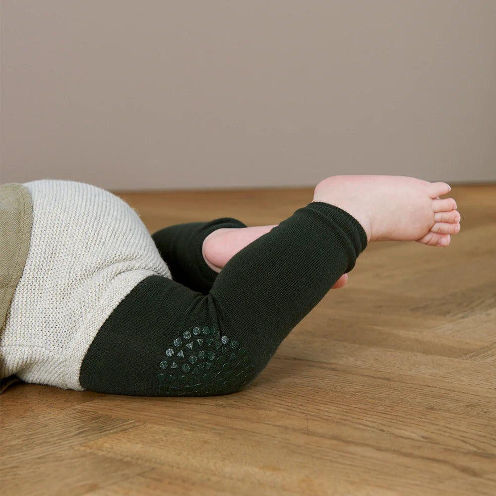 GoBabyGo Krabbelleggings forest green, Baumwolle