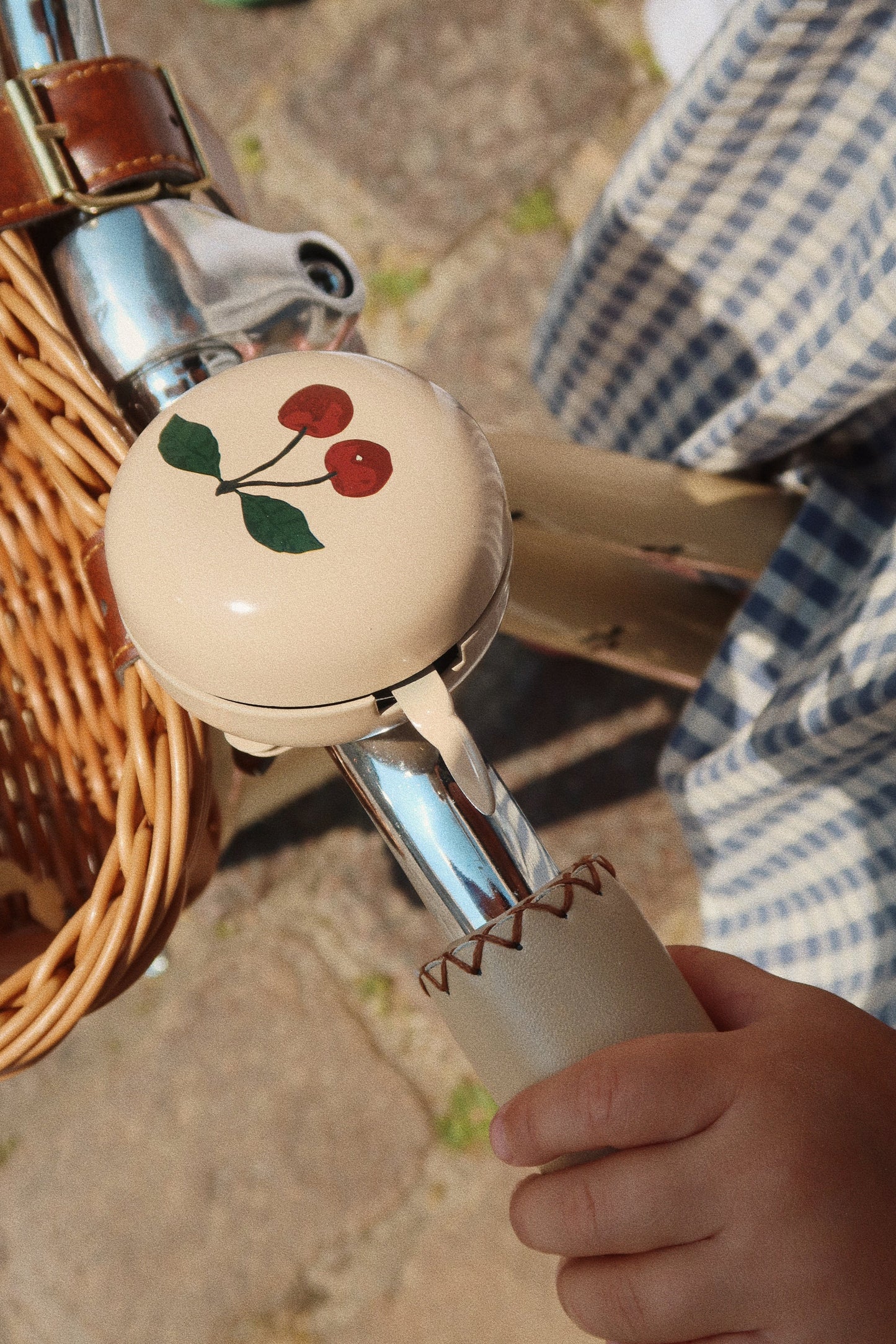 Konges Slojd Fahrradklingel Aiko Bicycle Bell, cherry