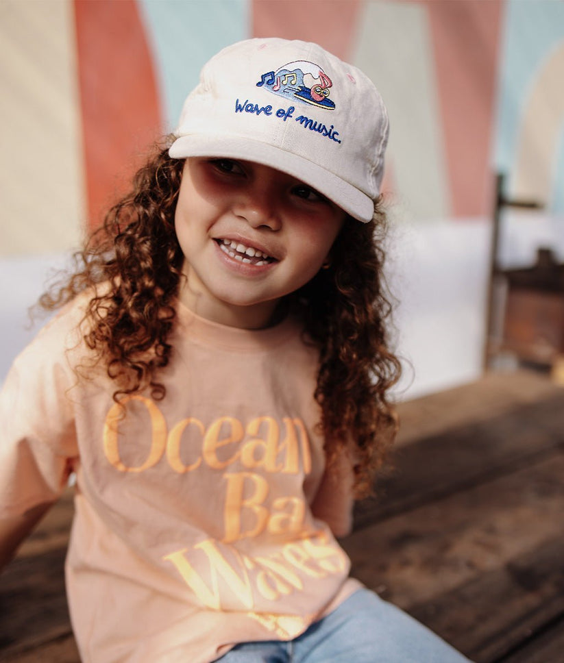 Hello Hossy Cap, beige, "wave of music"
