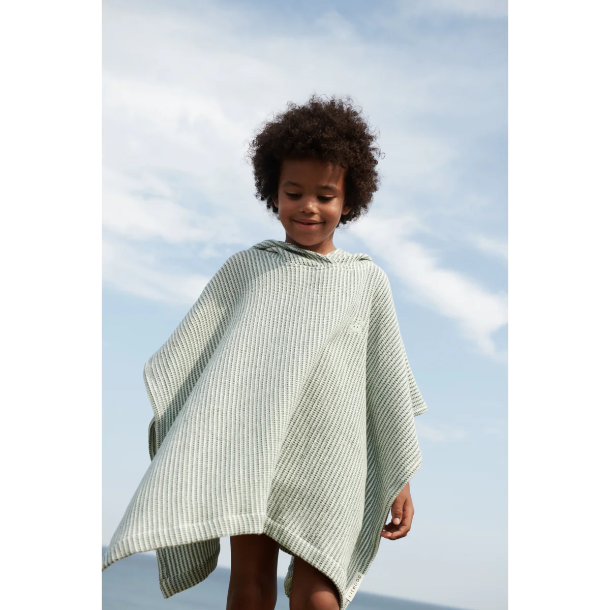 Liewood Paco Poncho Embroidery, Badeponcho, stripe peppermint, creme de la creme