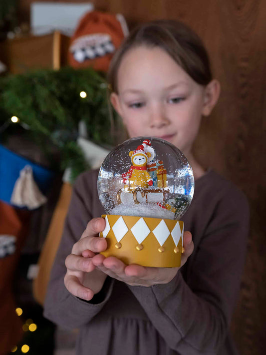 Fabelab Schneekugel- Bobs Schlittenfahrt