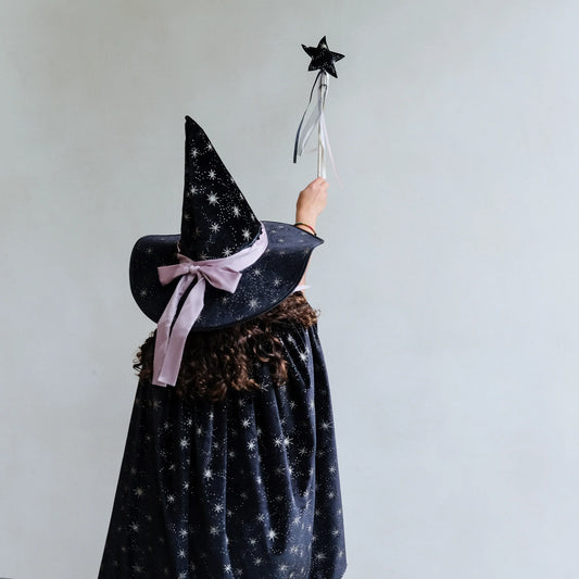 Mimi & Lula Agatha Hexenumhang Cape, schwarz Samt
