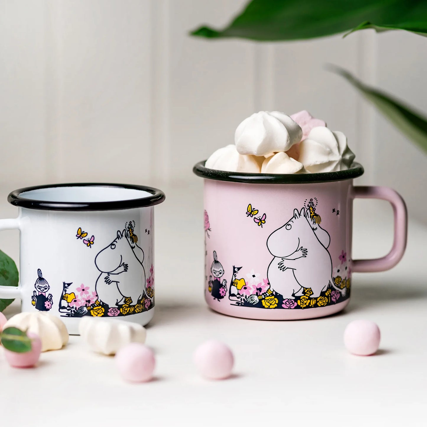 Muurla Becher Emaille Moomin - Liebe 2,5dl