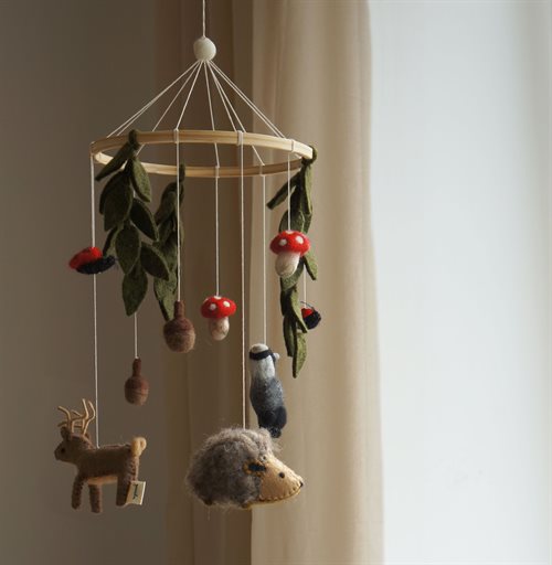 Gamcha Mobile mit Waldtieren, Blättern, Marienkäfer und Pilzen