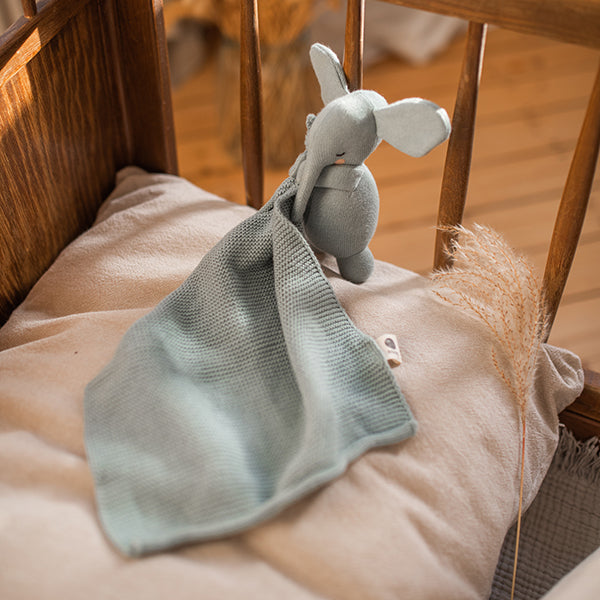 Ava&Yves Kuscheltuch Elefant, dull blue, hellblau