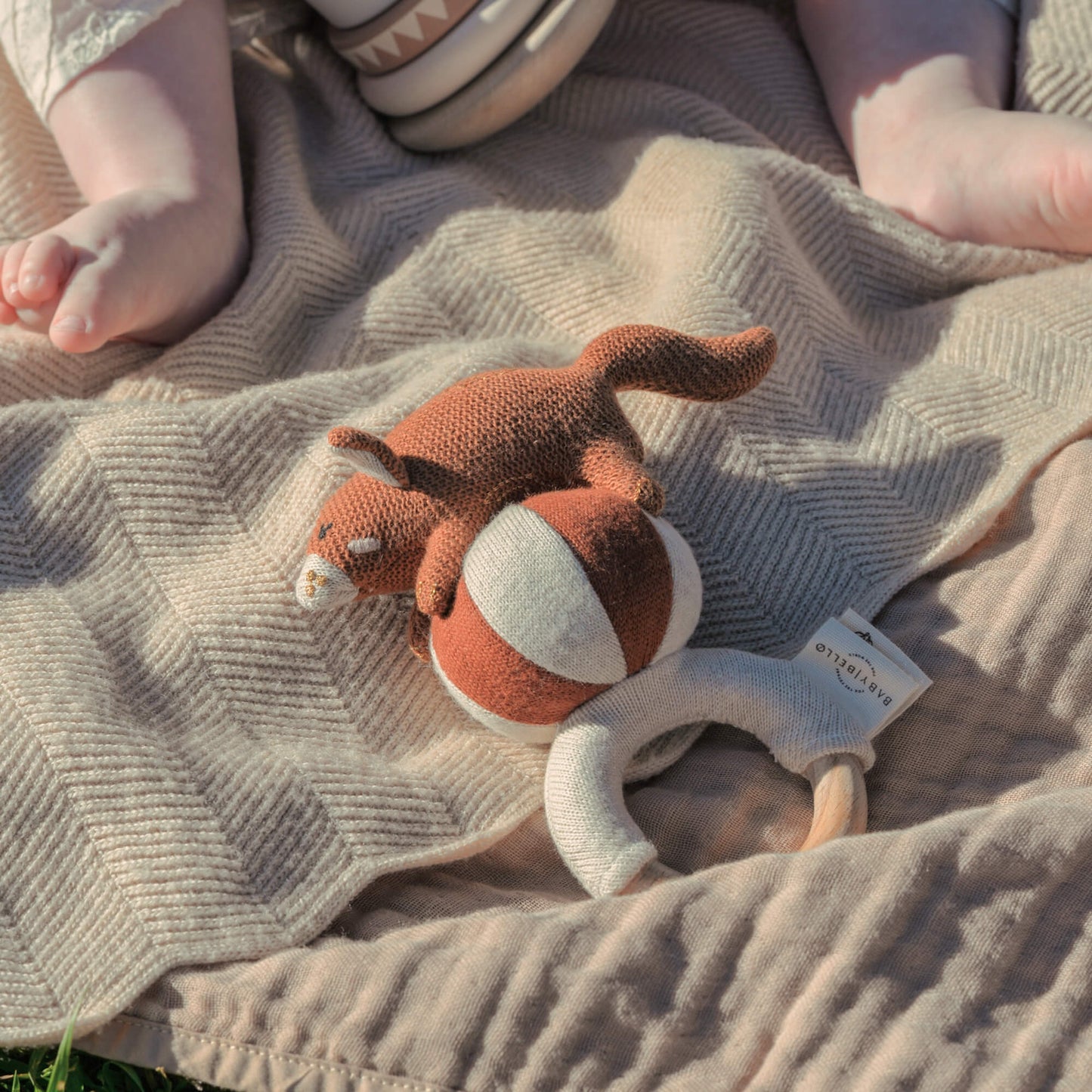 Baby Bello Rassel "Frey the red Fox" Fuchs, Cinnamon Circus Ball