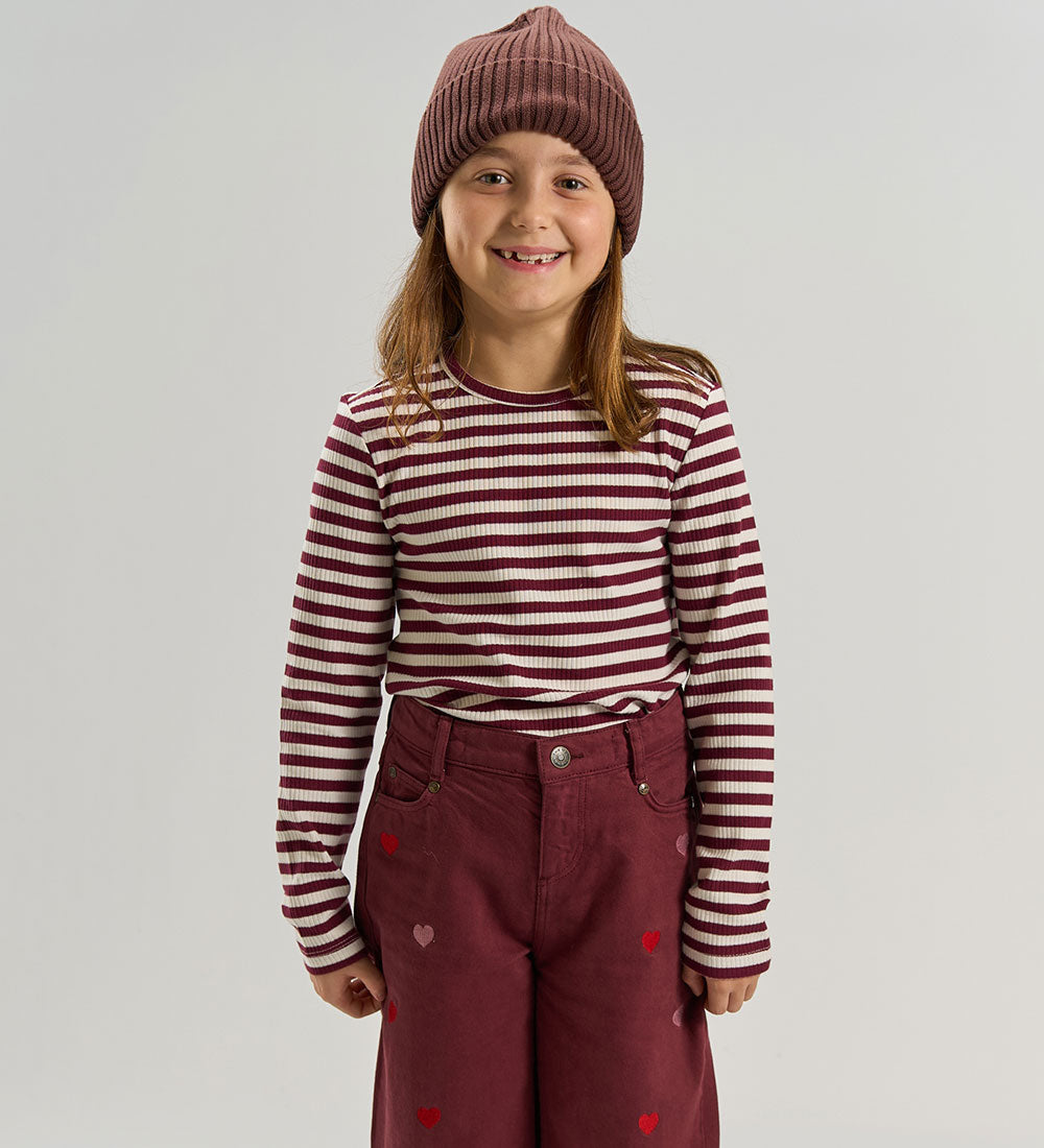 The New TNMoore Langarmshirt rib tee, gardenia striped, weinrot weiß