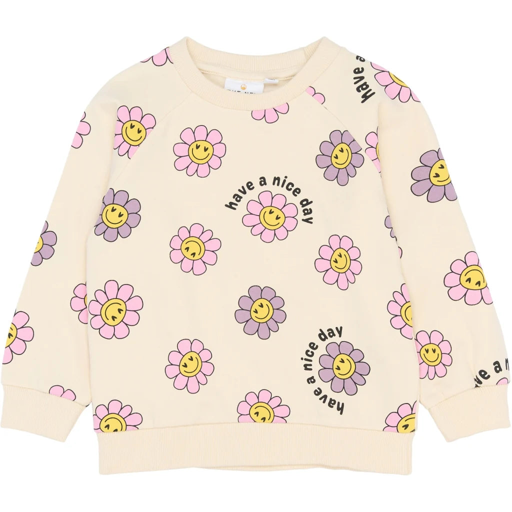 The New TNSTSaga Sweatshirt Gardenia AOP Blumen Emotjis