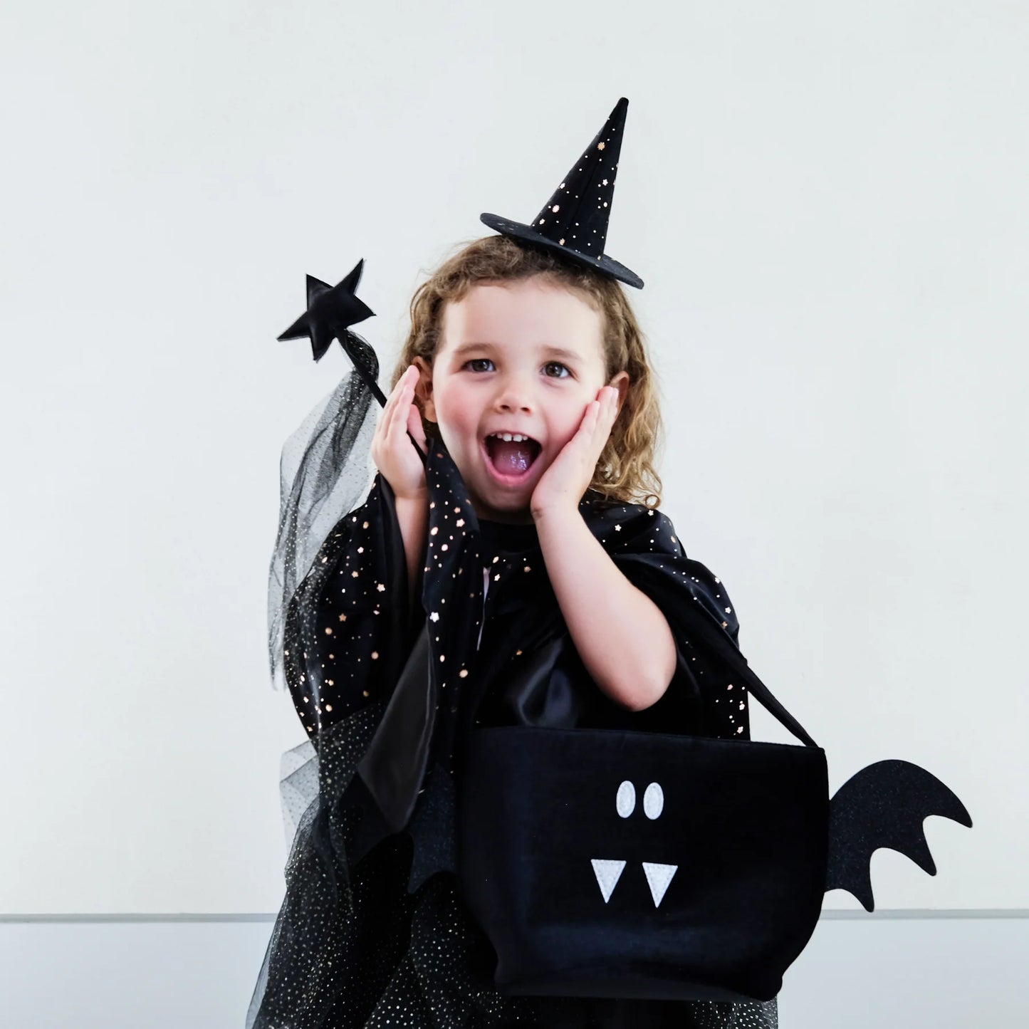 Mimi & Lula Fledermaus-Korb für Halloween, schwarz