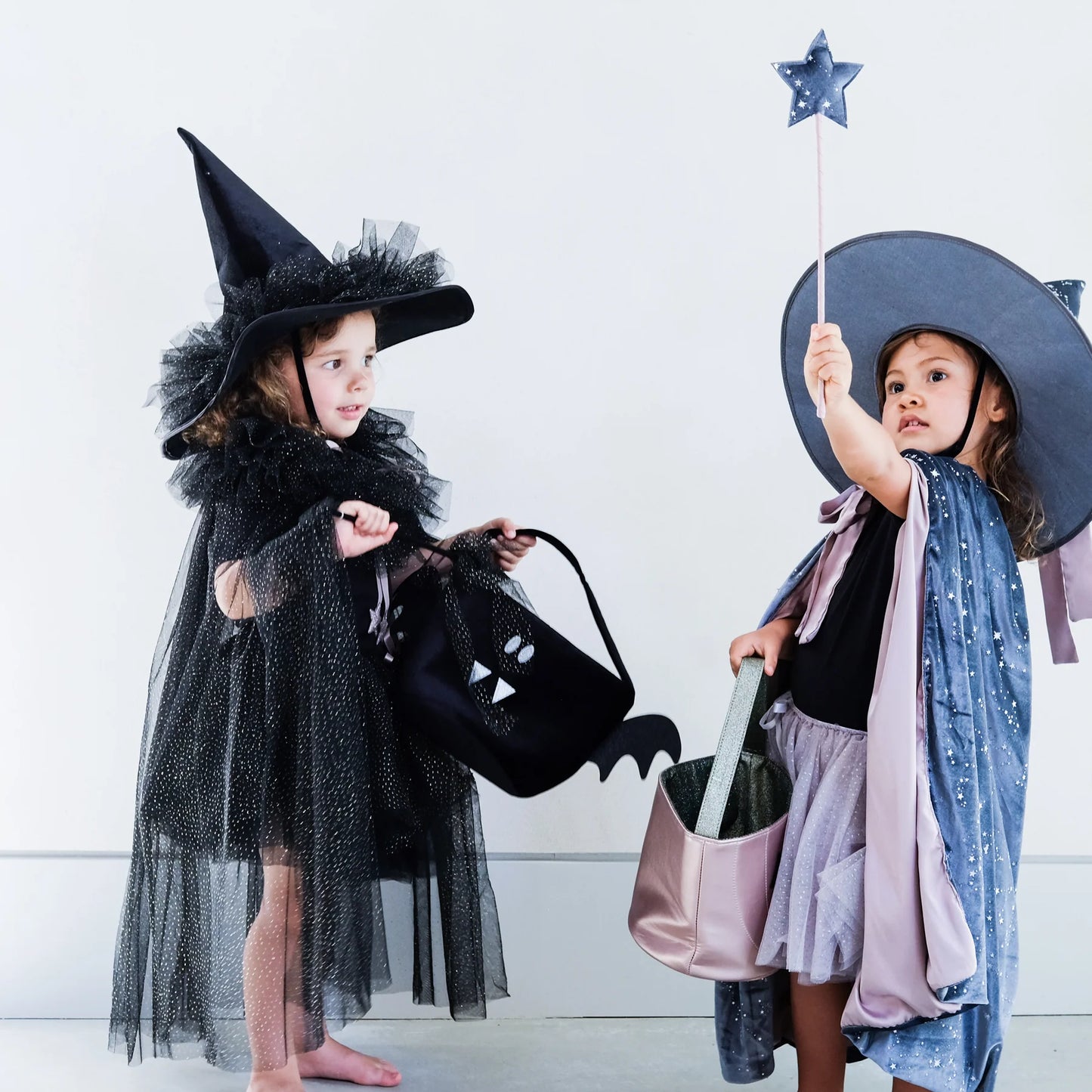 Mimi & Lula Fledermaus-Korb für Halloween, schwarz