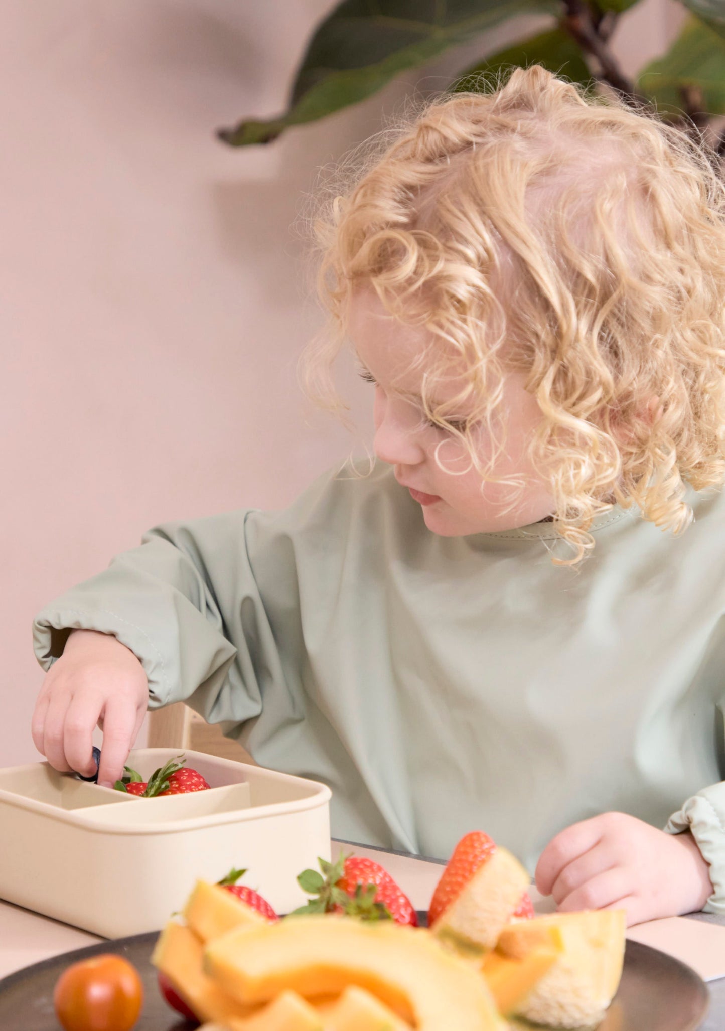 Filibabba Lätzchen mit Ärmel, desert sage