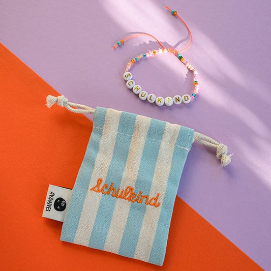 Ava&Yves Perlenarmband Schulkind orange/rosa, Beutel in hellblau/weiß