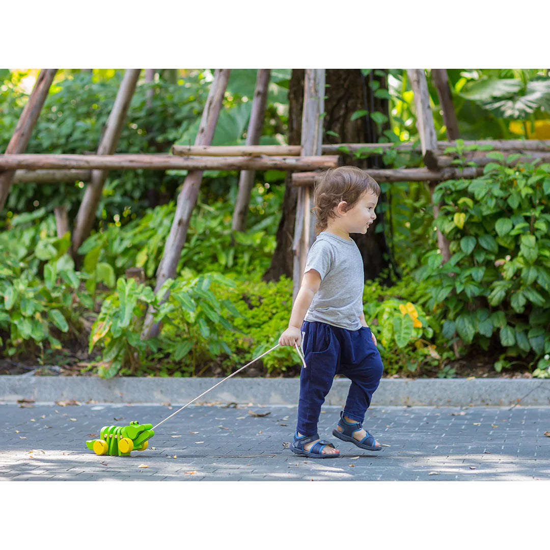 Plan Toys Tanzendes Krokodil zum Ziehen