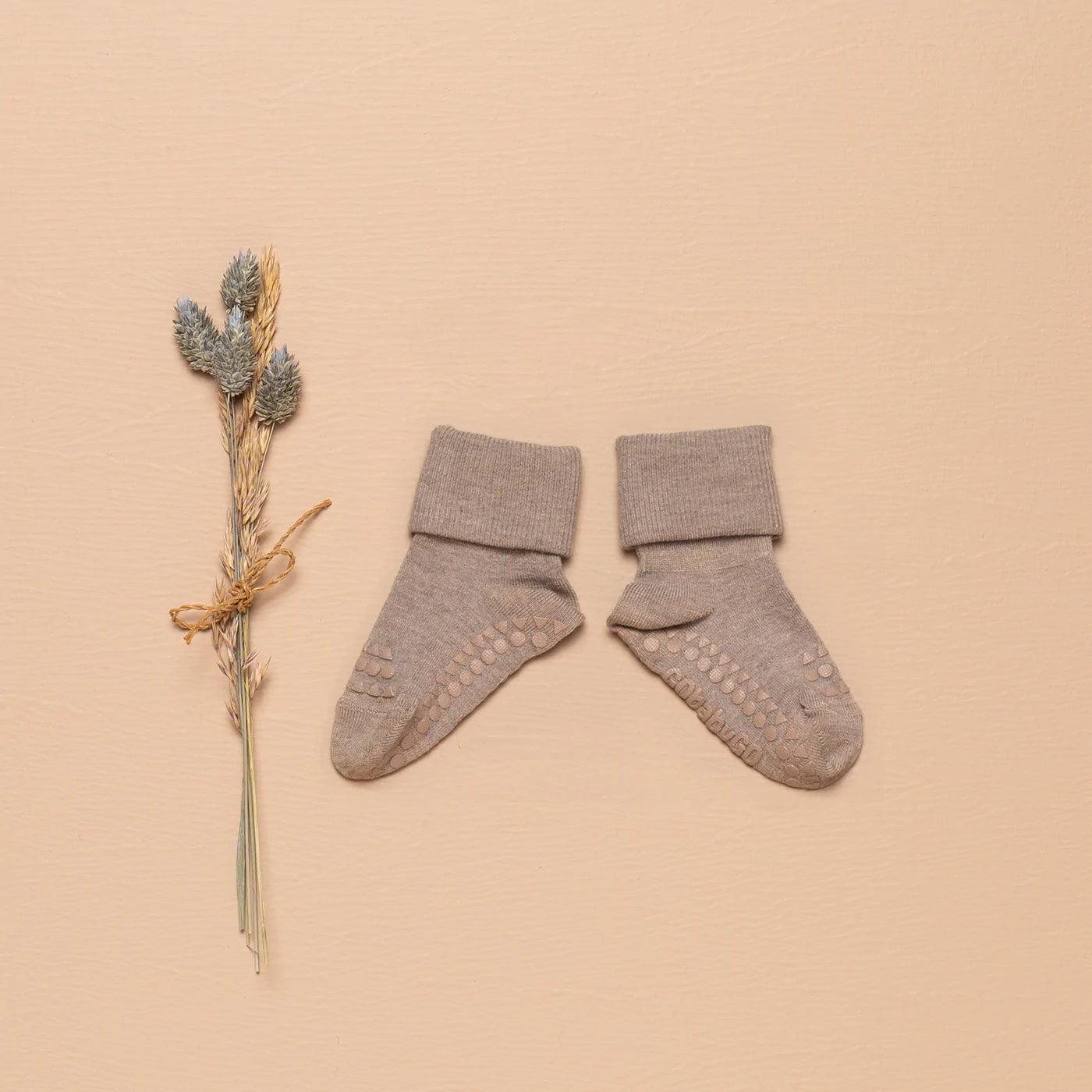 GoBabyGo Rutschfeste Socken aus Wool Sand