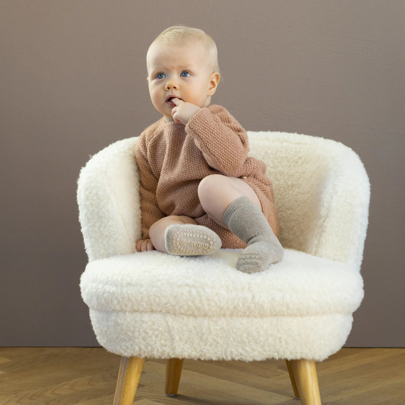 GoBabyGo Rutschfeste Socken aus Baumwolle sand