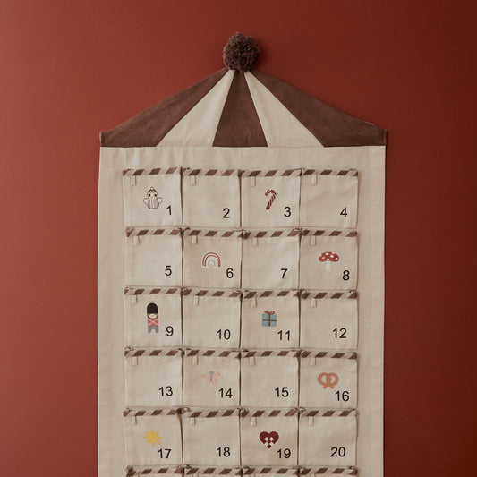 OYOY Adventskalender Circus beige brown