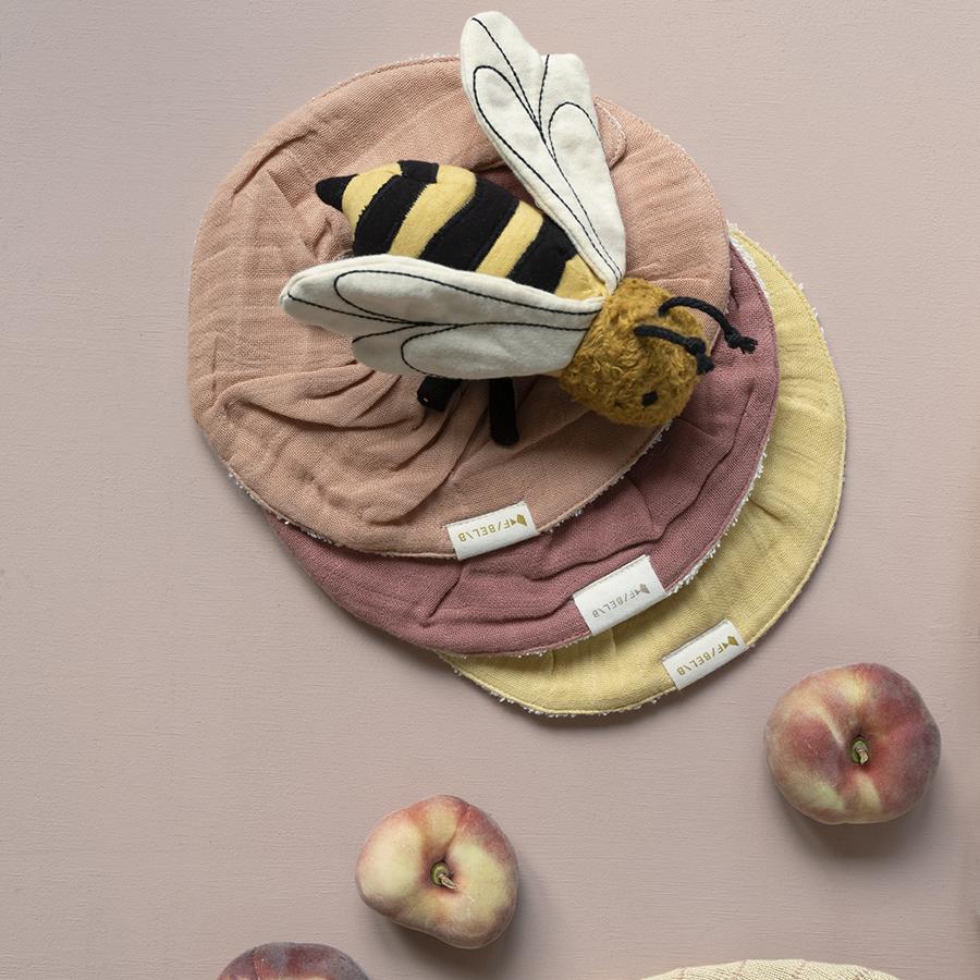 Fabelab Rassel Bolette Bee Biene